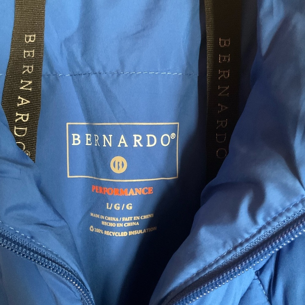 Bernardo Performance Puffer Vest - Picture 5 of 6